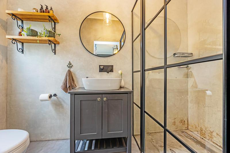 3 Bedroom Property for Sale in Uitzicht Western Cape